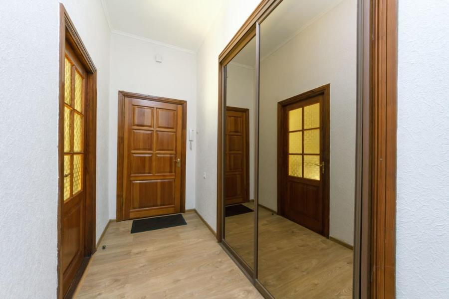 Apartamento Flat Kiev Exterior foto